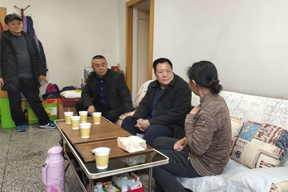 【“四進萬家系列活動”】集團開展“進萬家門、訪萬家情、解萬家難、暖萬家心”活動